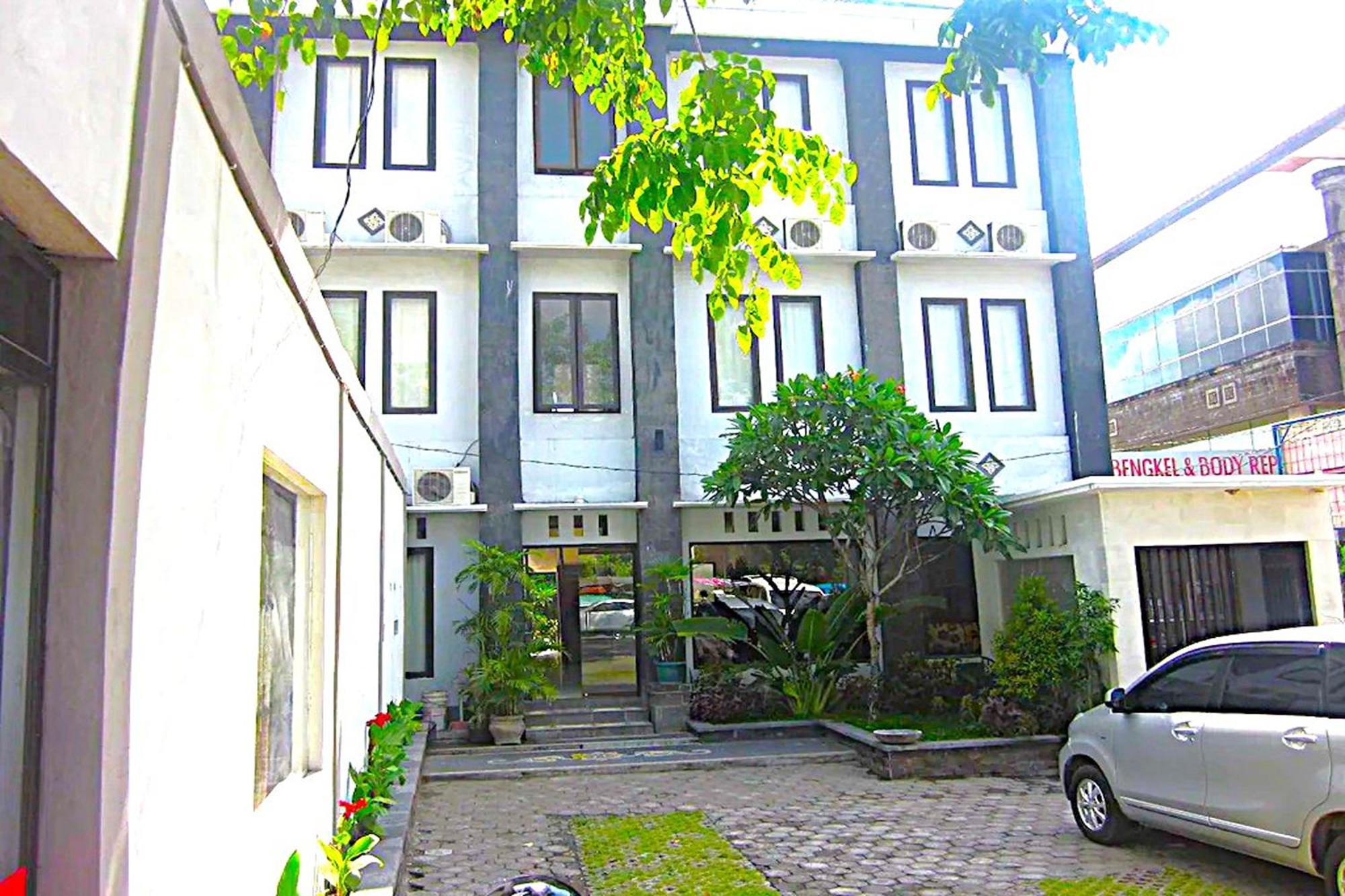 Hotel Warta Dua Denpasar  Ngoại thất bức ảnh
